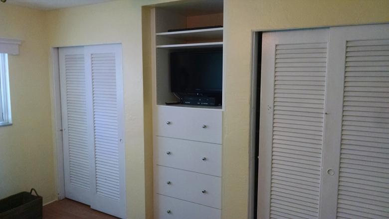 112 Bed Room w/ Plenty of storage